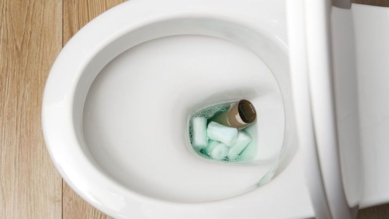 Don’t Let a Plumbing Problem Dampen Your Holiday Spirit.